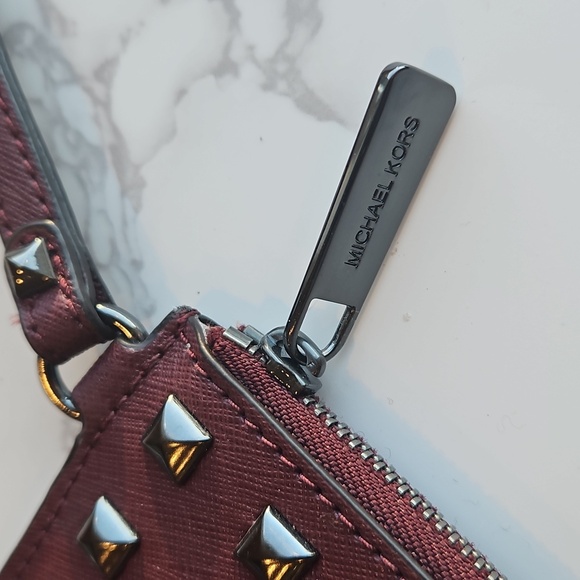 Michael Kors Maroon Saffiano Leather Gunmetal Studded Wristlet Wallet Purse - Picture 5 of 8